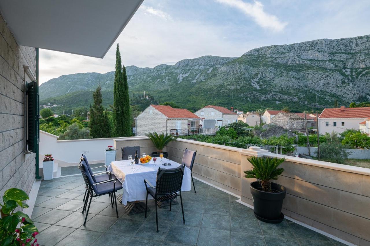 Komolac Apartments Dubelj מראה חיצוני תמונה