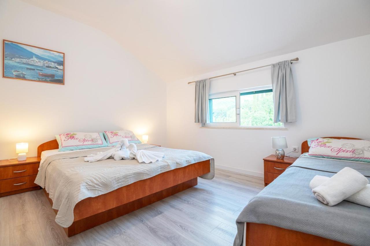 Komolac Apartments Dubelj מראה חיצוני תמונה