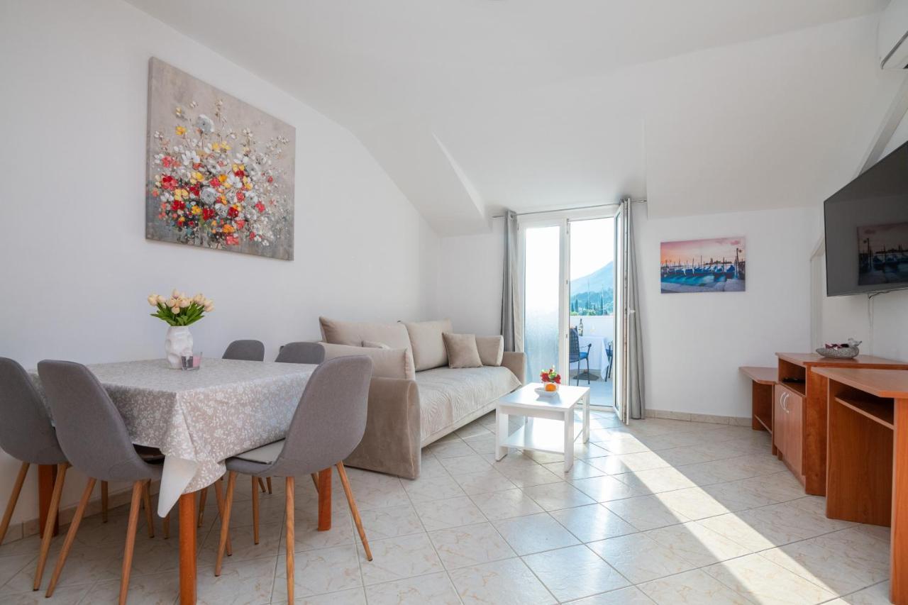 Komolac Apartments Dubelj מראה חיצוני תמונה
