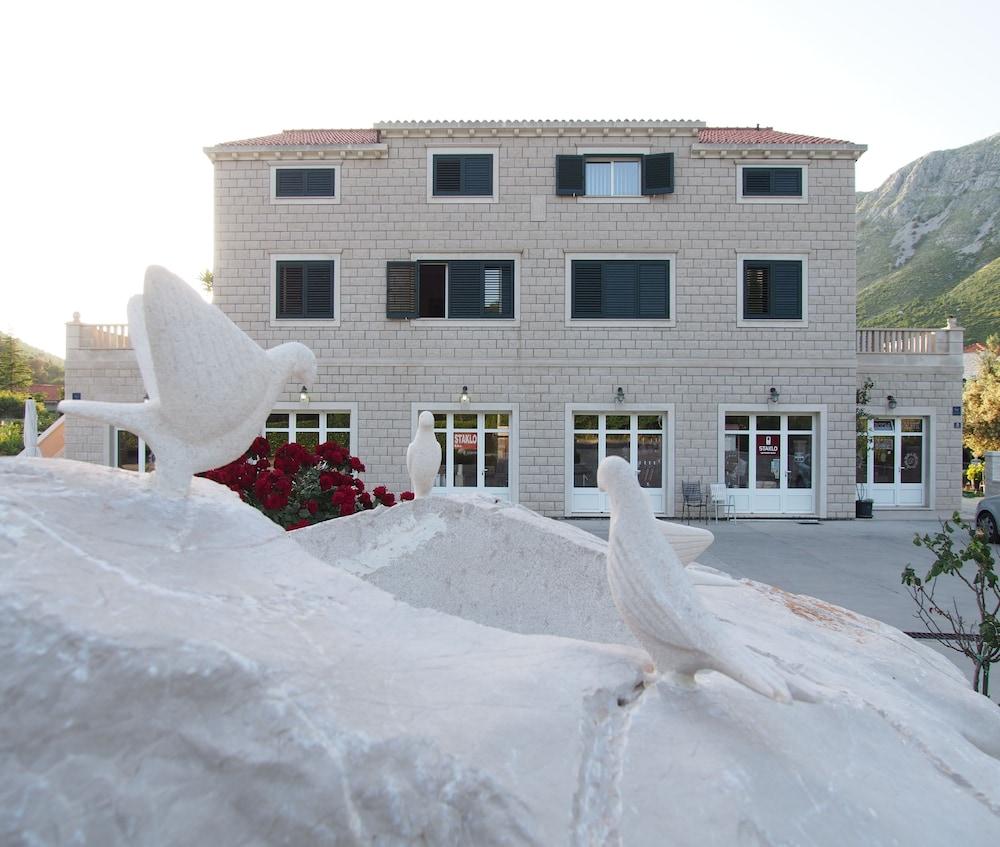 Komolac Apartments Dubelj מראה חיצוני תמונה