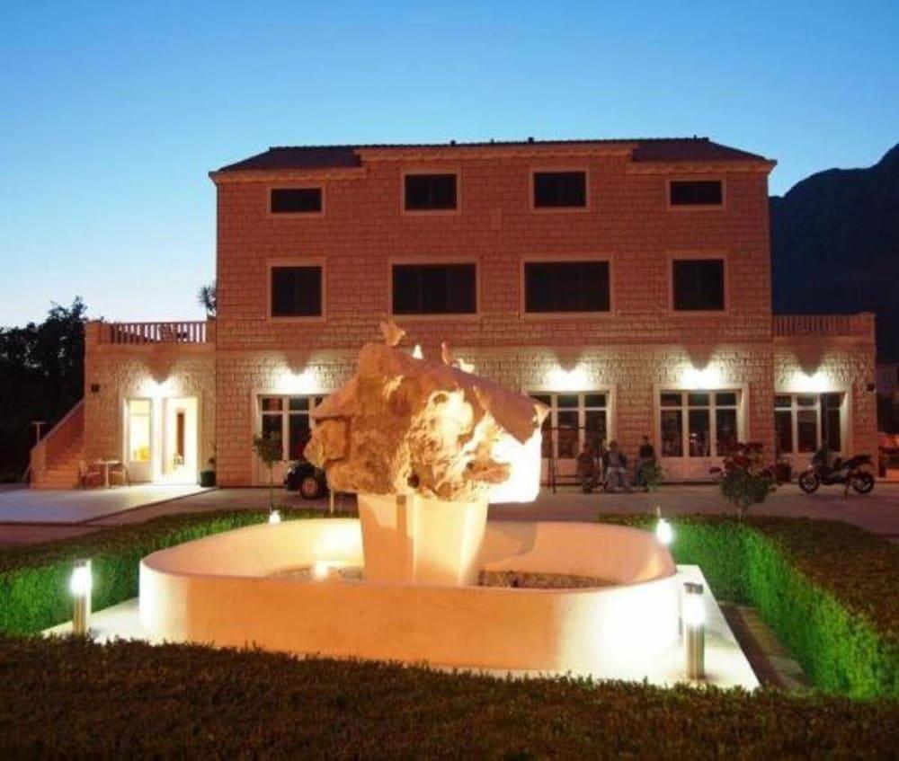 Komolac Apartments Dubelj מראה חיצוני תמונה